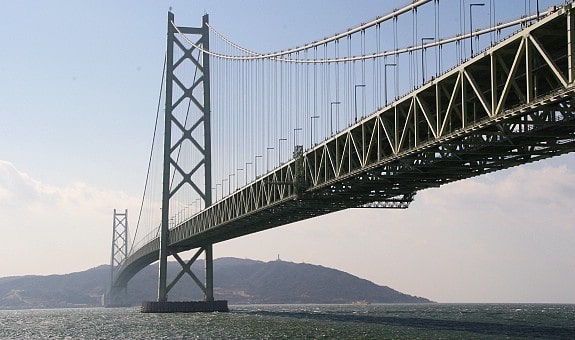 Мост Акаси Каикё в Кбе